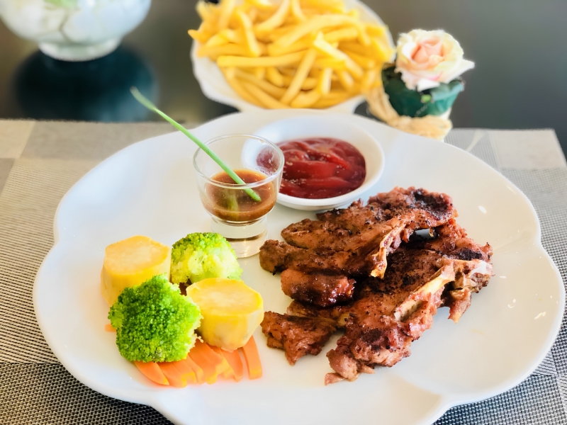 Bò nướng sốt BBQ